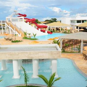 Lacqua Diroma Com Parque Aquatico E Cozinha